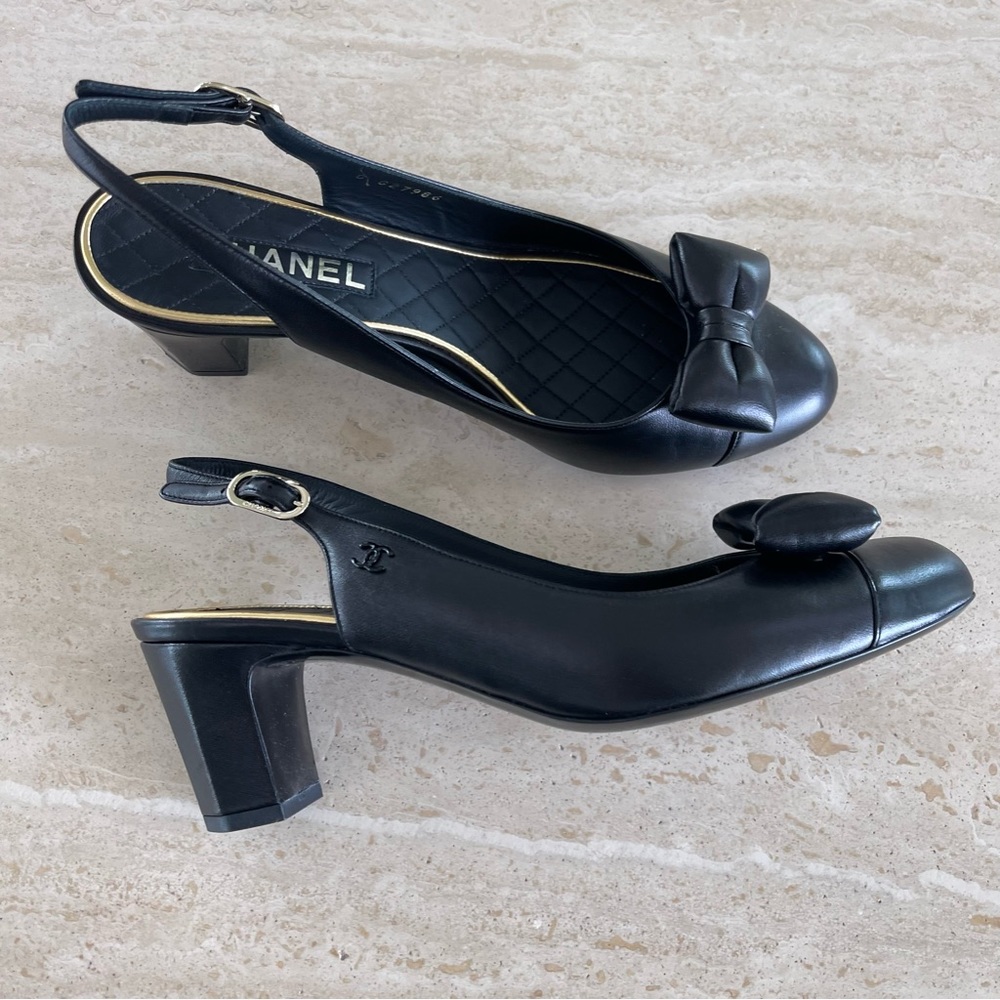 Vintage CHANEL Leather Slingback Heels